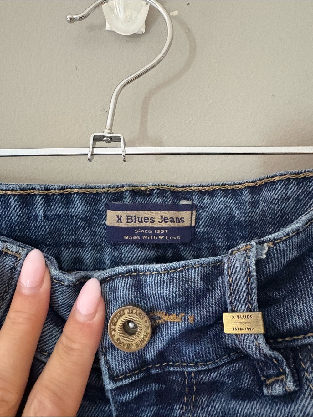 Women's Mid-Rise Blue Denim Jeans